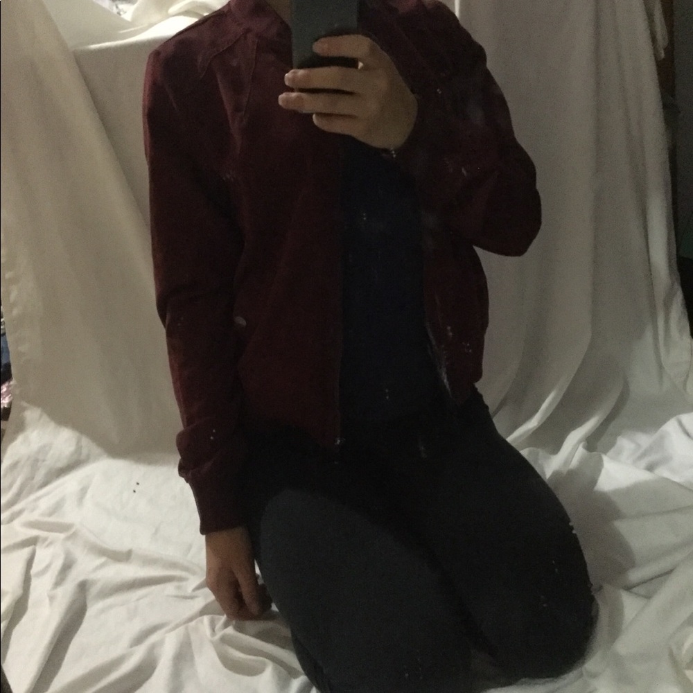 Red zip up jacket - Picture 5 of 5